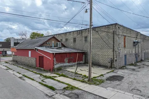 1600 Broadway Street, Bay City MI 48708 8539 photo 3
