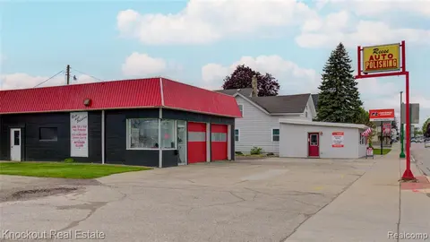 9739 Saginaw Street, Reese MI 48757 9407 photo 2