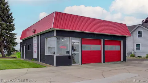 9739 Saginaw Street, Reese MI 48757 9407 photo 3