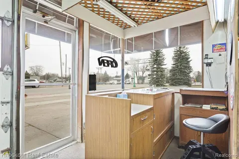 9739 Saginaw Street, Reese MI 48757 9407 photo 5