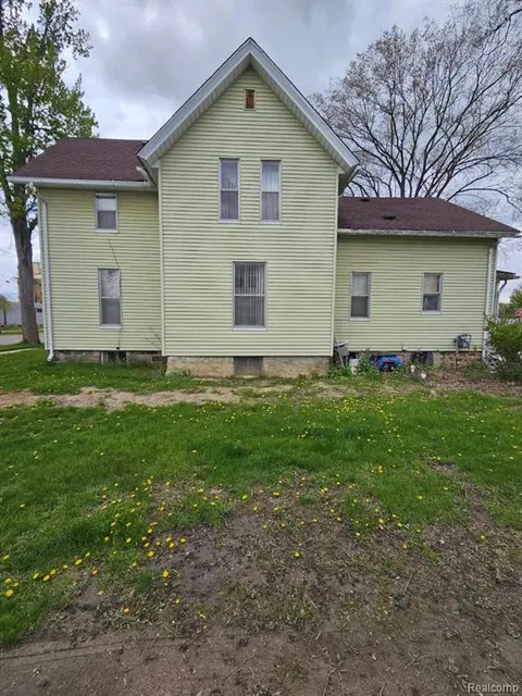 209 E Corunna Avenue, Corunna MI 48817 1406 photo 4