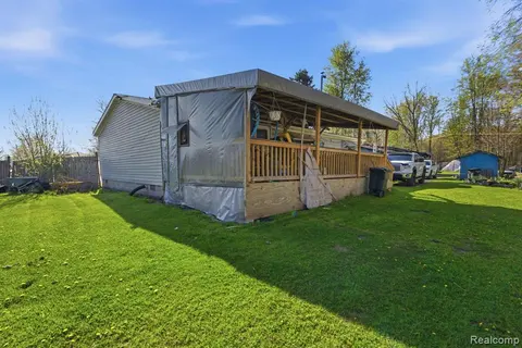 2905 S Plain Road, Caro MI 48723 9426 photo 2