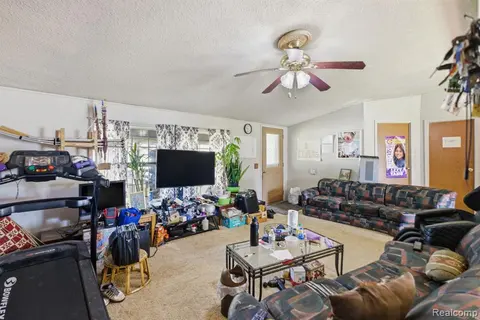 2905 S Plain Road, Caro MI 48723 9426 photo 4