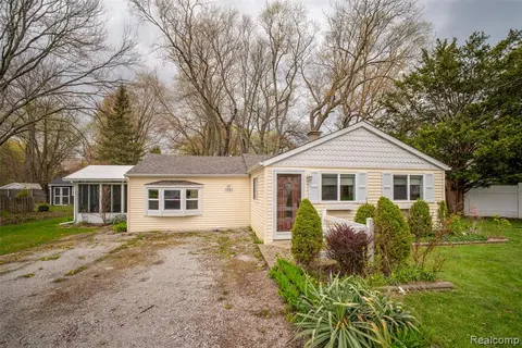 7203 Aspen Road, Lexington MI 48450 8802 photo 2