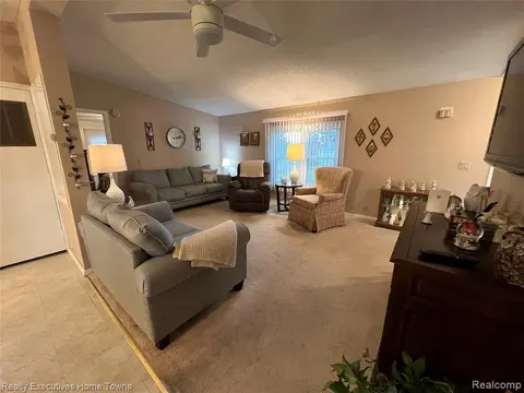 2211 Mark Street, Croswell MI 48422 9785 photo 3