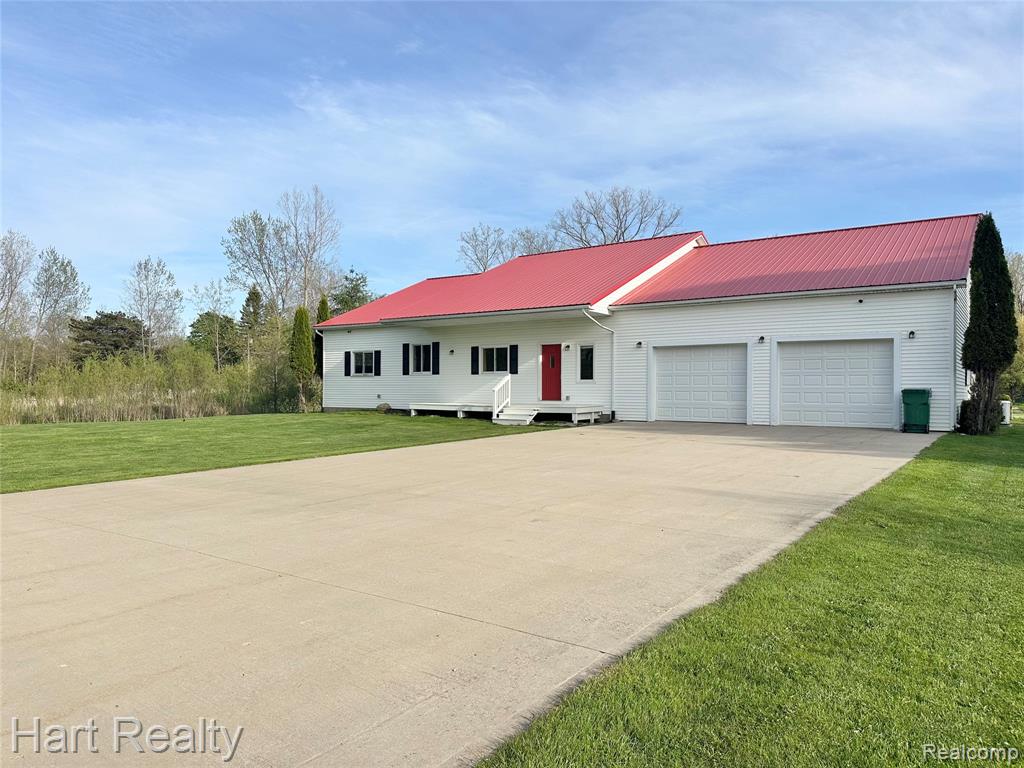7982 Heinemann Road, Port Hope MI 48468 9351 photo 1