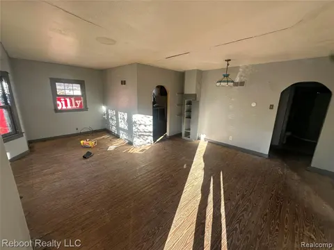 1940 Robinwood Avenue, Saginaw MI 48601 3519 photo 3