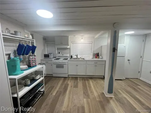 977 Port Austin Road, Port Austin MI 48467 9626 photo 3