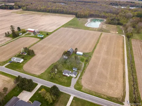2250 S Hemlock Road, Hemlock MI 48626 9767 photo 1