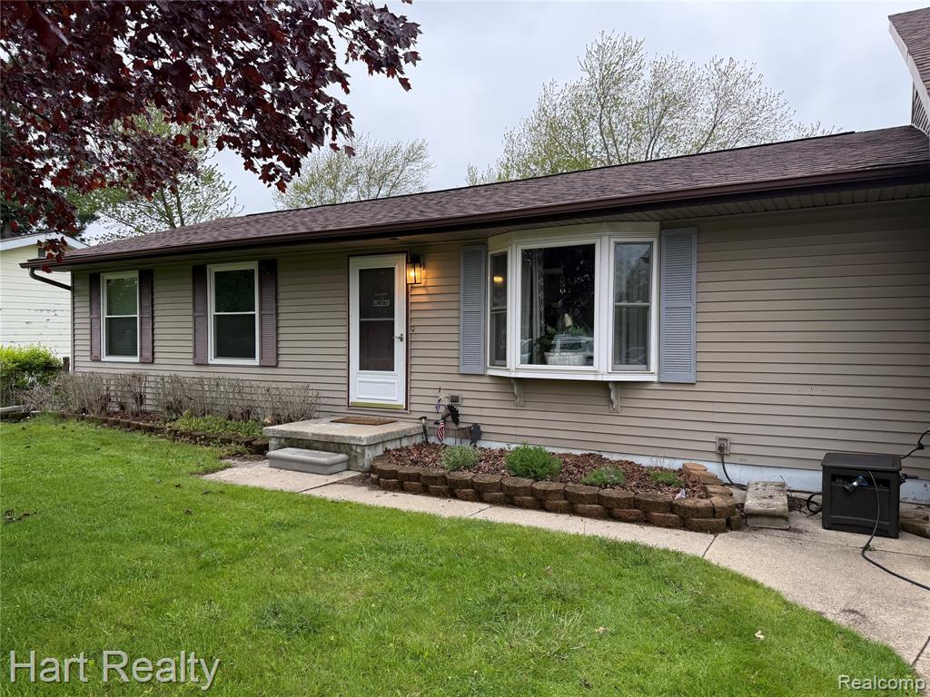 4094 3rd Street, Brown City MI 48416 7745 photo 1