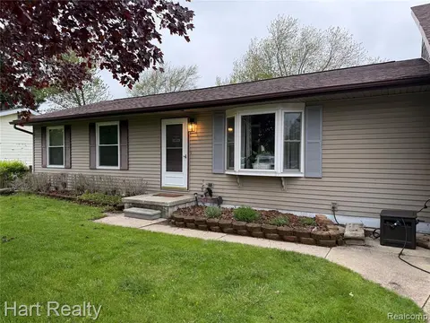 4094 3rd Street, Brown City MI 48416 7745 photo 1