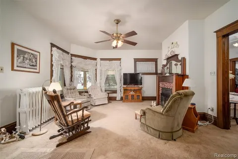 207 N Pine River Street, Ithaca MI 48847 1041 photo 5