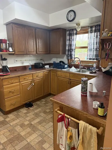 5200 Mayville Road, Silverwood MI 48760 9407 photo 2