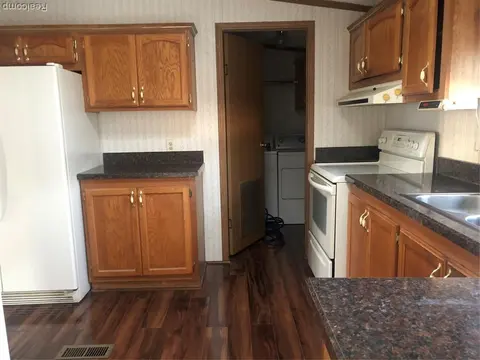 7336 Scotland Circle, Alma MI 48801 photo 5
