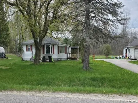 4056 N Three Rivers, Gladwin MI 48624 photo 1