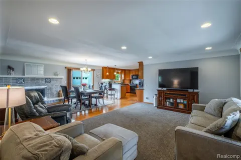 11430 Silver Lake Road, Byron MI 48418 photo 5