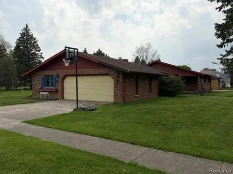 714 Garden Street, Harbor Beach MI 48441 1152 photo 3