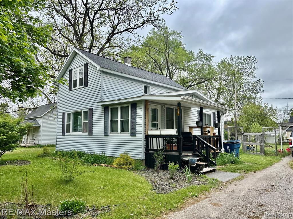 207 Court Street, Standish MI 48658 9415 photo 1