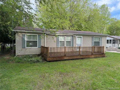7282 Birch Drive, Port Hope MI 48468 9761 photo 2