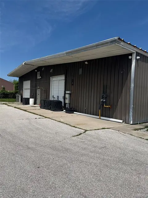 1705 Marquette Street, Bay City MI 48706 4170 photo 4