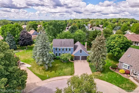 7 Rupprecht Court, Frankenmuth MI 48734 9778 photo 2