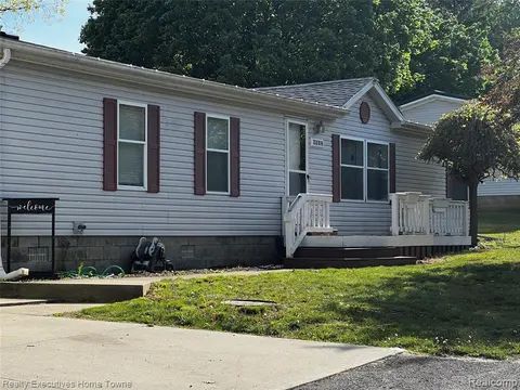 2218 Brent Street, Croswell MI 48422 9677 photo 5