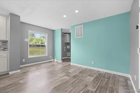 201 Lyman Street, Corunna MI 48817 1603 photo 5