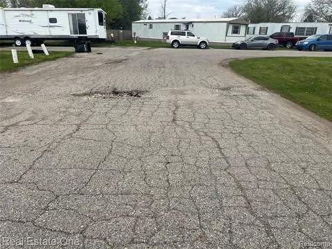 1723 S Van Dyke Road, Bad Axe MI 48413 photo 3