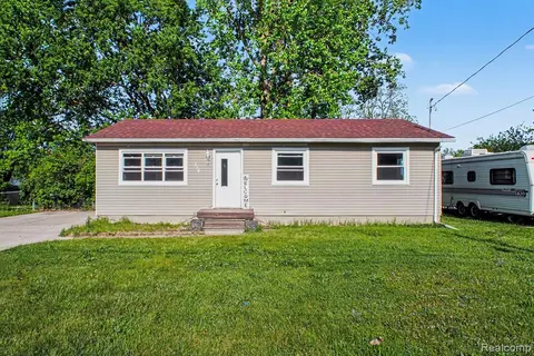 314 N Chestnut Street, Owosso MI 48867 2007 photo 2