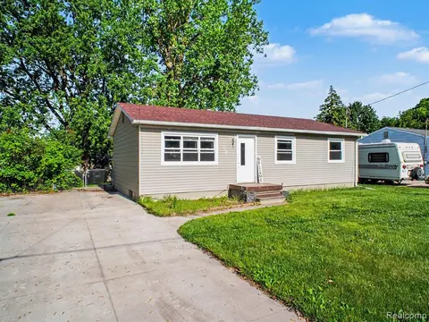 314 N Chestnut Street, Owosso MI 48867 2007 photo 3