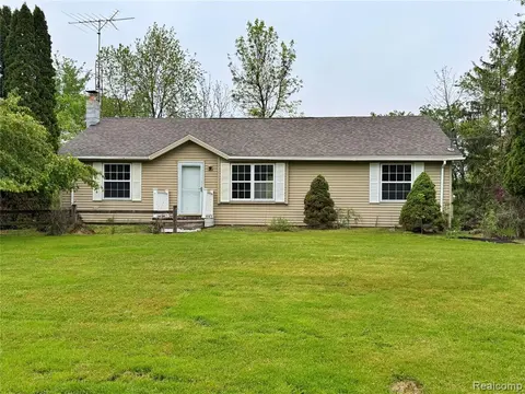 2801 Lackie Road, Filion MI 48432 9736 photo 2