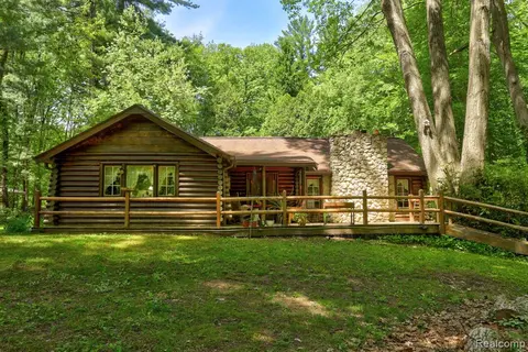 3814 S Towerline Road, Bridgeport MI 48722 9401 photo 4