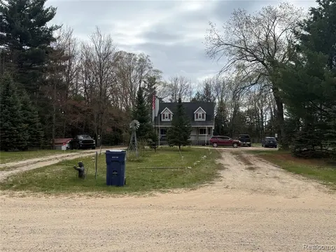 11245 Cedar Road, Lake MI 48632 9118 photo 3
