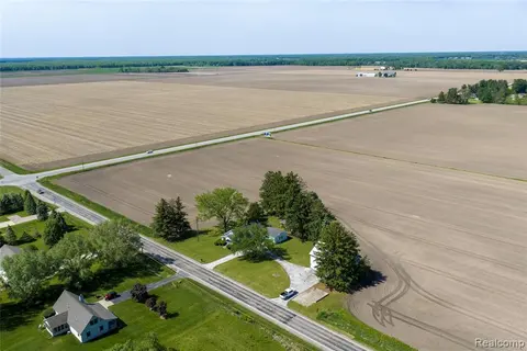 2900 S Miller Road, Saginaw MI 48609 9790 photo 4