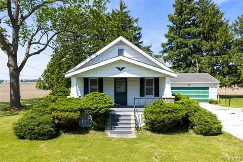 2900A S Miller Road, Saginaw MI 48609 9790 photo 1