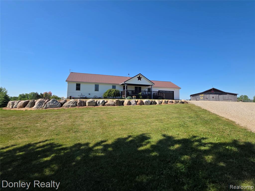 5121 Cotter Road, Marlette MI 48453 9333 photo 1