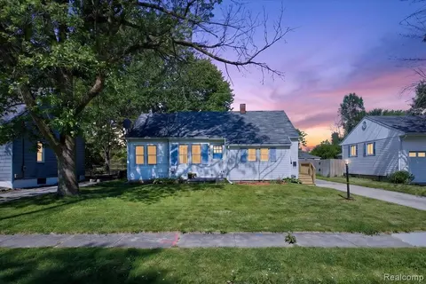 3005 Hanchett Street, Saginaw MI 48604 2463 photo 4