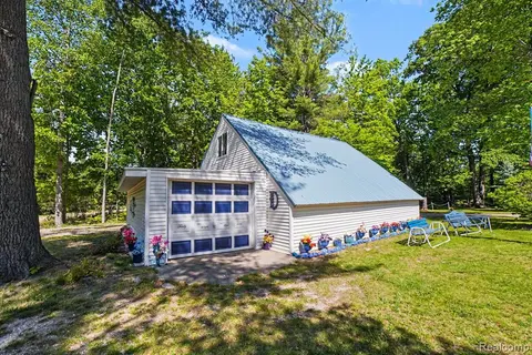 4772 S Bard Road, Beaverton MI 48612 9744 photo 3