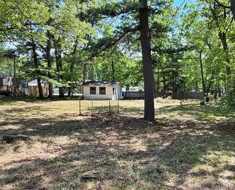 7177 Michael Drive, Caseville MI 48725 9602 photo 3