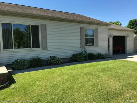 2304 Mark Street, Croswell MI 48422 9640 manufactured home for sale