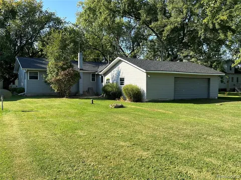 5060 Armstrong Avenue, Fairgrove MI 48733 5118 photo 2