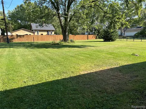 5060 Armstrong Avenue, Fairgrove MI 48733 5118 photo 4