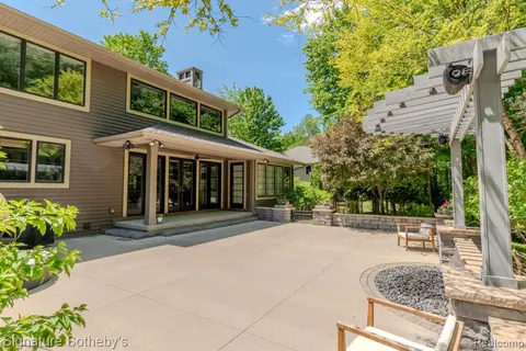 3479 E Shady Ridge Lane, Midland MI 48642 7240 photo 5