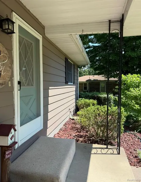 2234 W Caro Road, Caro MI 48723 9203 photo 4
