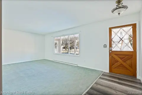 409 Franconian Drive, Frankenmuth MI 48734 1001 photo 4