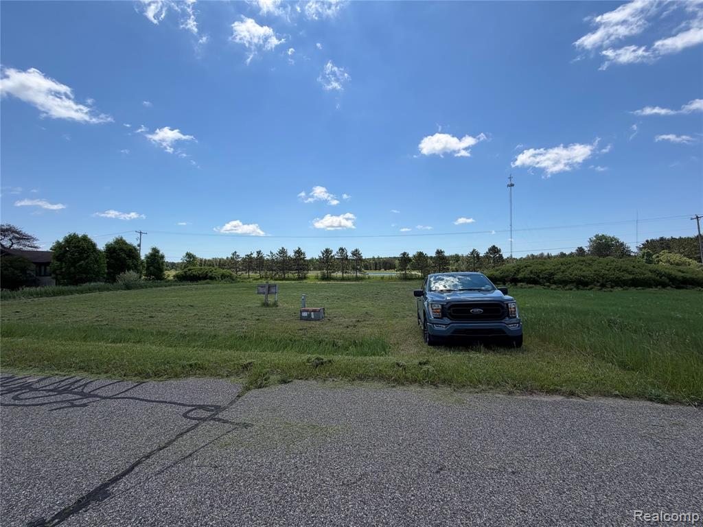 1431 Preston Drive, Gladwin MI 48624 8534 photo 1