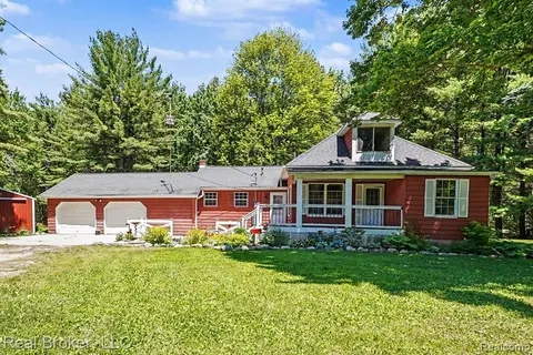 2617 M 76, Standish MI 48658 9101 photo 2