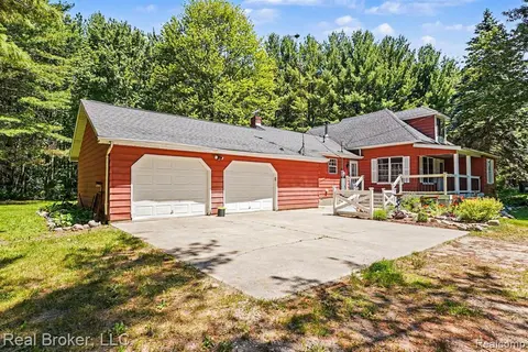 2617 M 76, Standish MI 48658 9101 photo 3