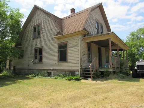 695 W Cass Avenue Road, Bay City MI 48708 photo 1