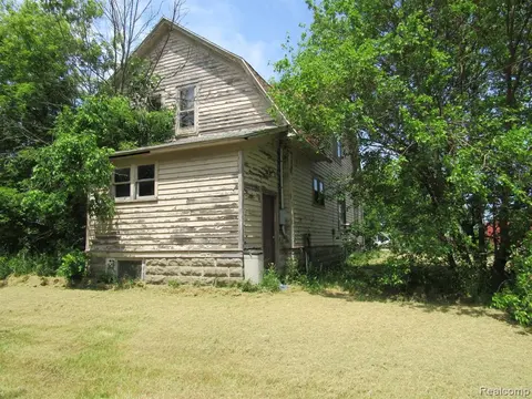 695 W Cass Avenue Road, Bay City MI 48708 photo 4